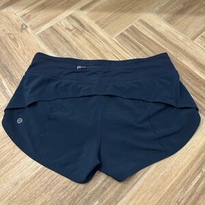 Lululemon Low Rise 2.5” Navy Speed Up Shorts
